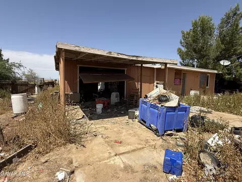 18296 Claymine Rd, Edwards, CA 93524 photo 5