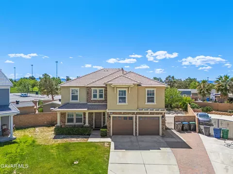 43023 Artesia Ct, Lancaster, CA 93535