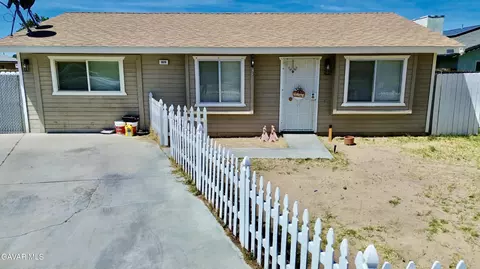 809 Sunset St S, Ridgecrest, CA 93555