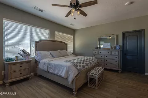 Bedroom - 6550 Bicknell Ct, Palmdale, CA 93552 photo 5 of 6