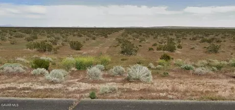 2000 N O Denise Ave E, Mojave, CA 93501