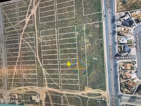 25 Th Pl East Vic Ave # R8, Palmdale, CA 93550