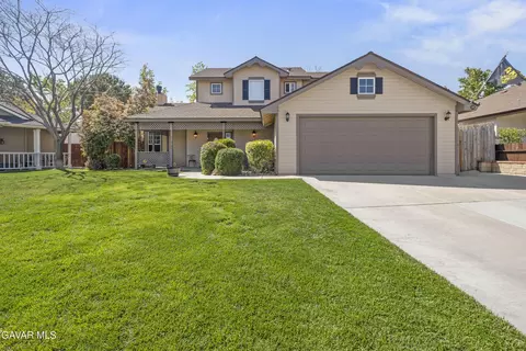 324 Peach Blossom Ln, Tehachapi, CA 93561 photo 1