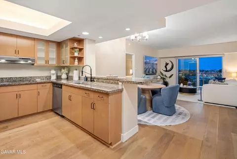 13700 Marina Pointe Dr UNIT 816, Marina Del Rey, CA 90292
