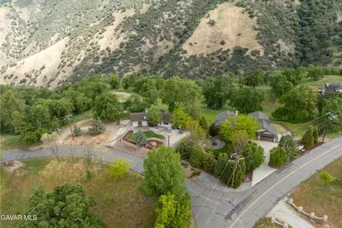View/Area - 24840 Arrow Ct, Tehachapi, CA 93561 photo 4 of 5