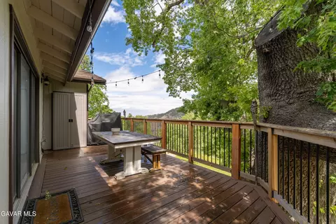 Exterior - 24840 Arrow Ct, Tehachapi, CA 93561 photo 9 of 19