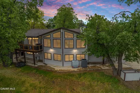 Exterior - 24840 Arrow Ct, Tehachapi, CA 93561 photo 2 of 19