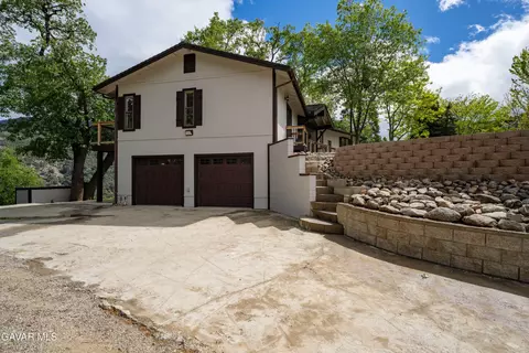 Exterior - 24840 Arrow Ct, Tehachapi, CA 93561 photo 4 of 19
