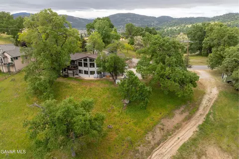Other - 24840 Arrow Ct, Tehachapi, CA 93561 photo 9 of 11