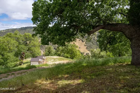 Exterior - 24840 Arrow Ct, Tehachapi, CA 93561 photo 19 of 19