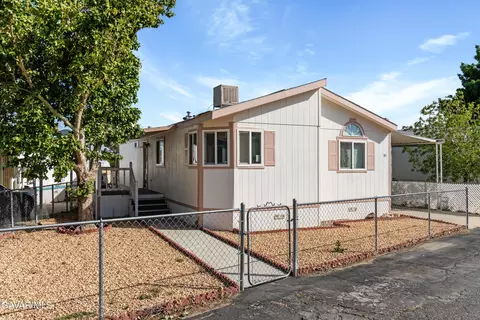 4209 W Rosamond Blvd #SPC 85, Rosamond, CA 93560