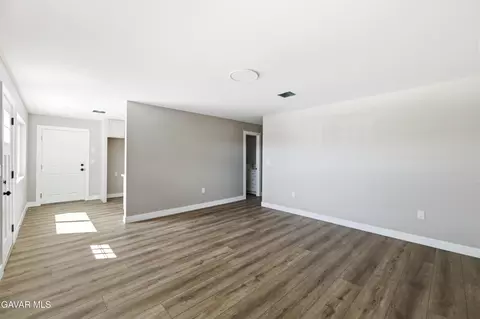 Living - 43347 Echard Ave, Lancaster, CA 93536 photo 2 of 2