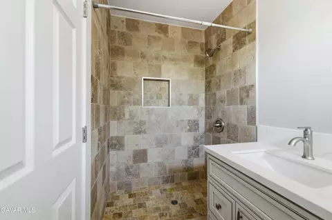 Bath - 43347 Echard Ave, Lancaster, CA 93536 photo 3 of 3