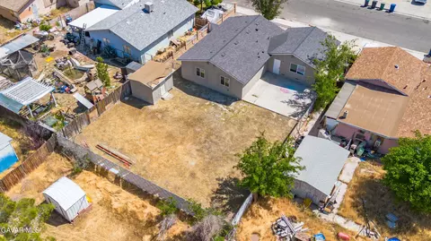 View/Area - 43347 Echard Ave, Lancaster, CA 93536 photo 4 of 4