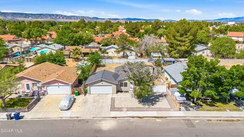 View/Area - 43347 Echard Ave, Lancaster, CA 93536 photo 1 of 4