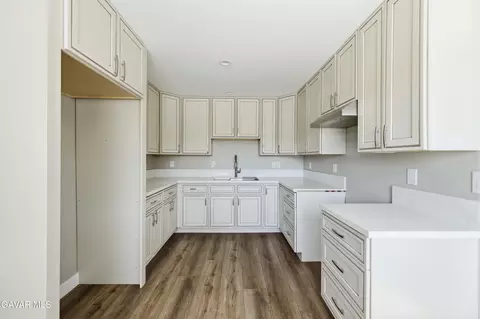 Kitchen - 43347 Echard Ave, Lancaster, CA 93536 photo 2 of 3