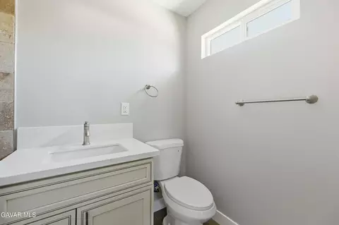 Bath - 43347 Echard Ave, Lancaster, CA 93536 photo 2 of 3