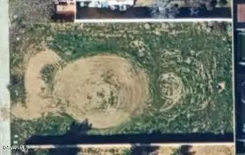 Evette Ct, Palmdale, CA 93550