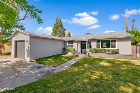 Exterior - 45309 Newtree Ave, Lancaster, CA 93534 photo 10 of 10