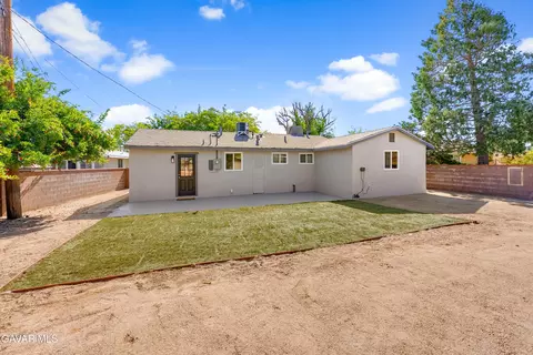 Exterior - 45309 Newtree Ave, Lancaster, CA 93534 photo 5 of 10