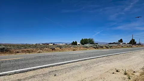 50 Th St West Vicinity Ave G13, Lancaster, CA 93536