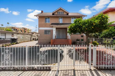 602 40th Pl W #3, Los Angeles, CA 90037