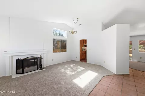 Living - 3254 Quarry Rd, Palmdale, CA 93550 photo 1 of 7