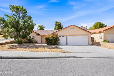 3254 Quarry Rd, Palmdale, CA 93550