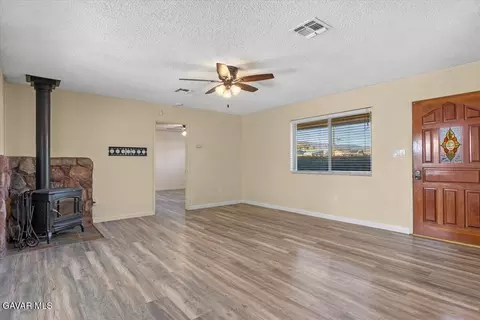 22020 Westwood Blvd, Tehachapi, CA 93561 photo 9