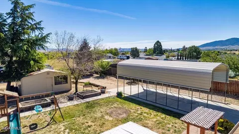 22020 Westwood Blvd, Tehachapi, CA 93561 photo 43