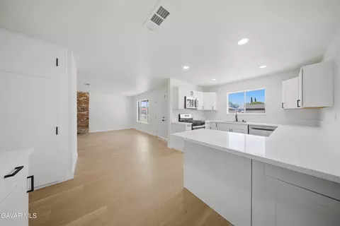 43342 Fenner Ave, Lancaster, CA 93536 photo 15