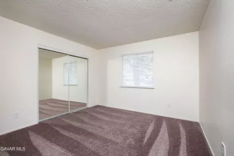 Bedroom - 40062 164th St, Lake Los Angeles, CA 93591 photo 4 of 4