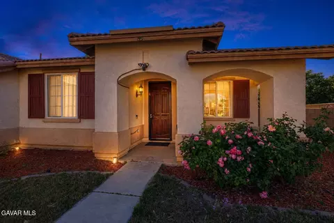 Exterior - 45827 Caledonia Ct, Lancaster, CA 93534 photo 3 of 12