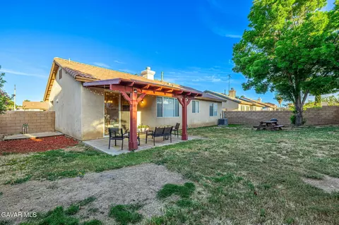 Exterior - 45827 Caledonia Ct, Lancaster, CA 93534 photo 10 of 12