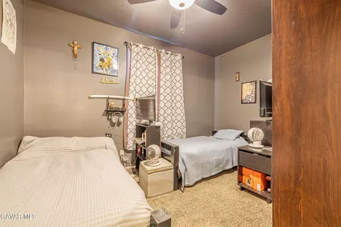 Bedroom - 45827 Caledonia Ct, Lancaster, CA 93534 photo 1 of 7