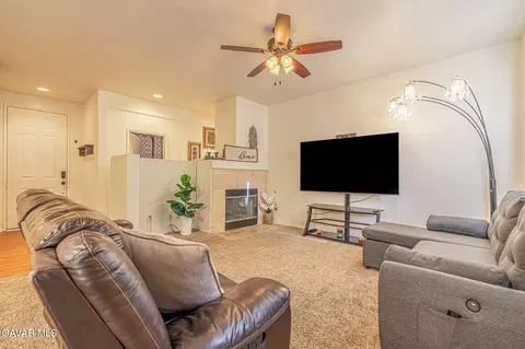 Living - 45827 Caledonia Ct, Lancaster, CA 93534 photo 1 of 3
