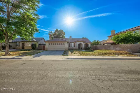 Exterior - 45827 Caledonia Ct, Lancaster, CA 93534 photo 5 of 12