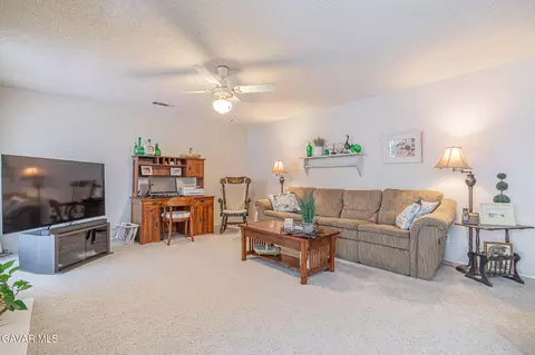 37935 26th St, Palmdale, CA 93550 photo 8
