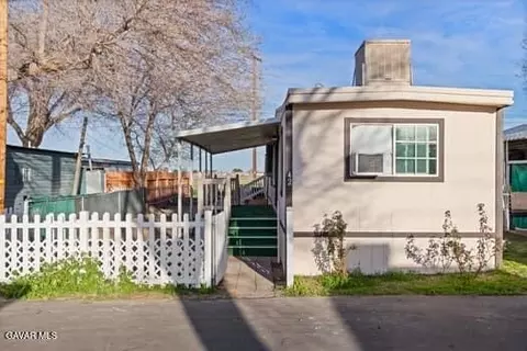 Other - 45446 E 7th St #42, Lancaster, CA 93535 photo 1 of 2
