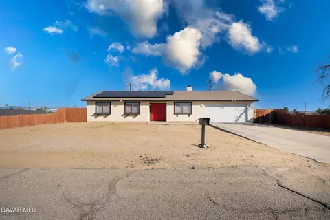 8301 Dogwood Ave, California City, CA 93505