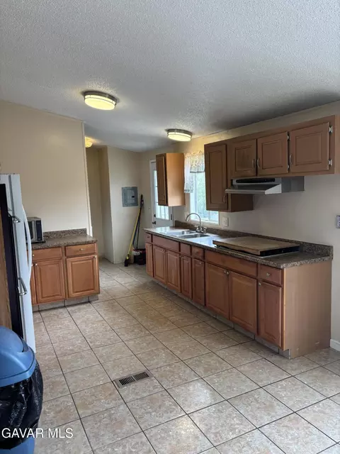 19512 Rose Ave, Tehachapi, CA 93561 photo 32