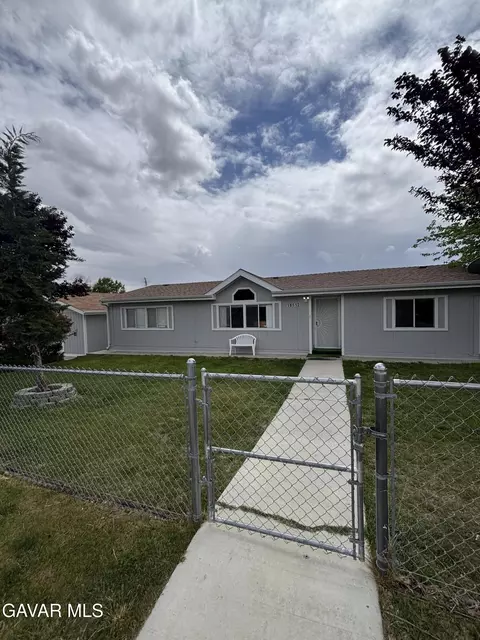 19512 Rose Ave, Tehachapi, CA 93561 photo 1