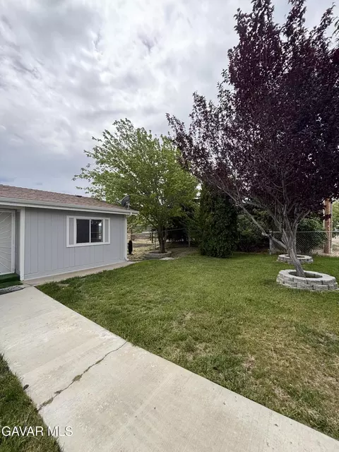 19512 Rose Ave, Tehachapi, CA 93561 photo 6