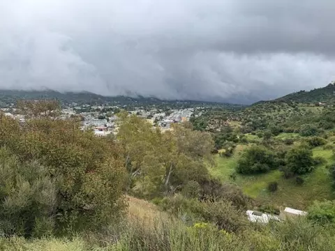 N High Top Drive, Tujunga, CA 91042 photo 2