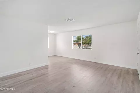 802 E Avenue Q4, Palmdale, CA 93550 photo 8