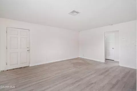 802 E Avenue Q4, Palmdale, CA 93550 photo 7