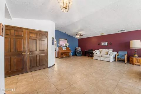 40508 E 154th St, Lancaster, CA 93535 photo 11