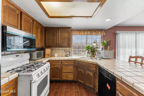 40508 E 154th St, Lancaster, CA 93535 photo 9
