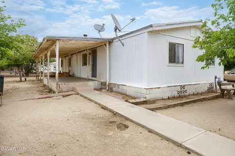 5761 Jackson Ave, Rosamond, CA 93560