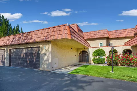 39945 Santa Fe Way, Palmdale, CA 93551
